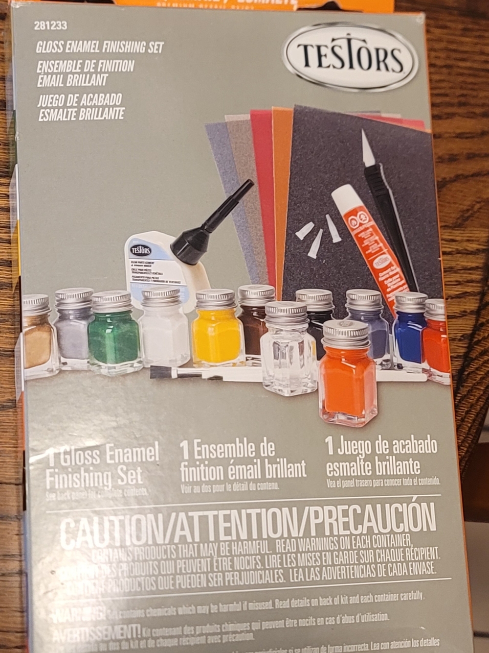 Gloss Enamel Finishing Set - Multi-Color